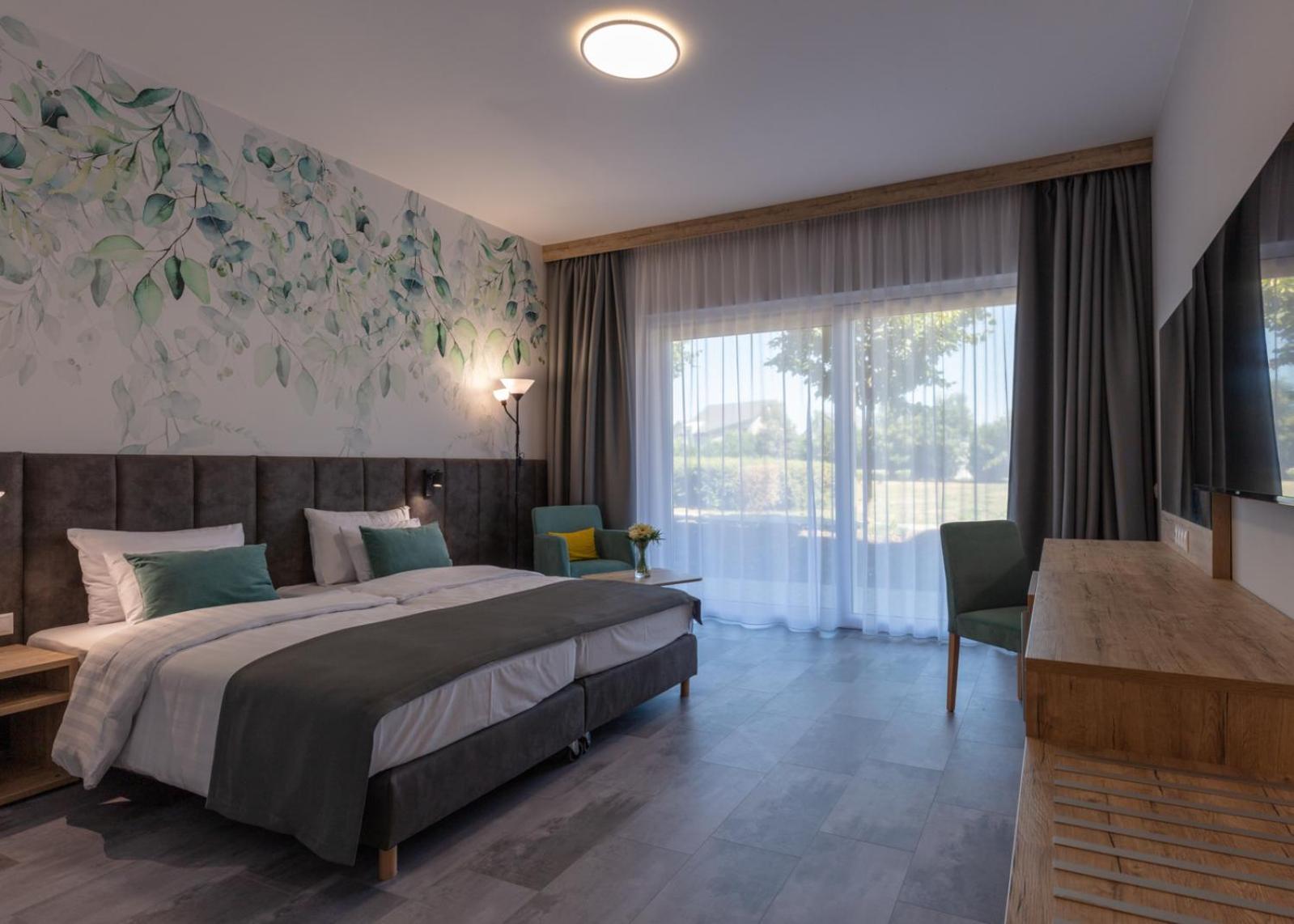 Szepia Bio And Art Hotel Zsámbék Exteriör bild