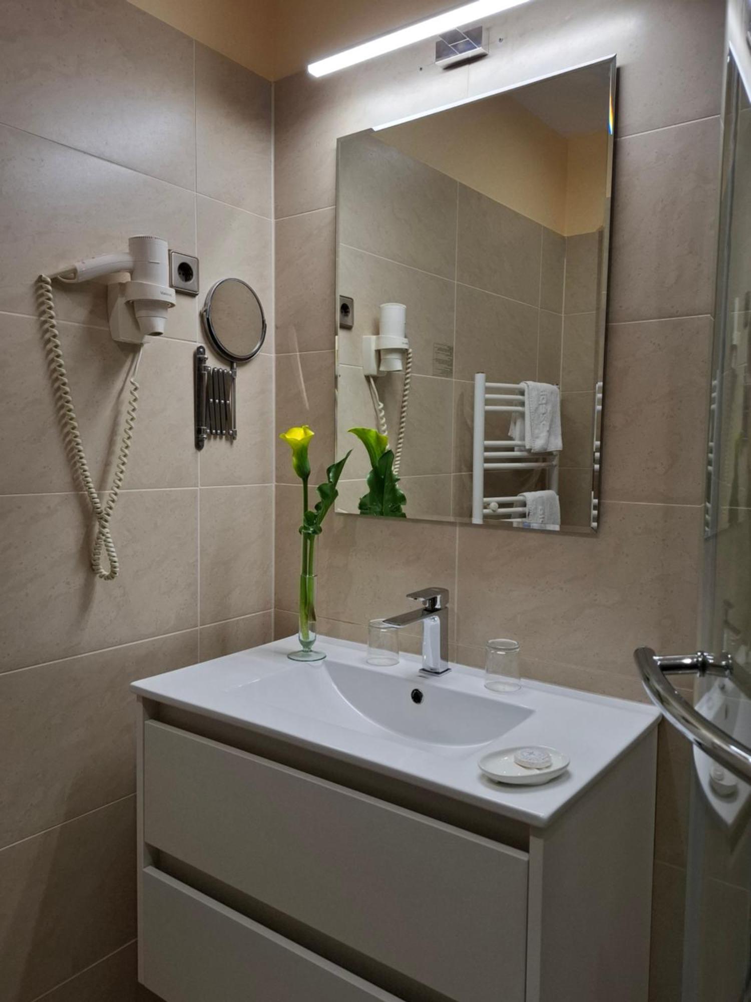 Szepia Bio And Art Hotel Zsámbék Exteriör bild